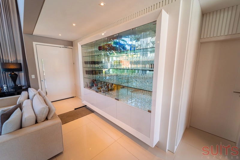 Excelente sobrado beira lago no condomínio Enseada: 35ª foto da galeria de imagens do imóvel