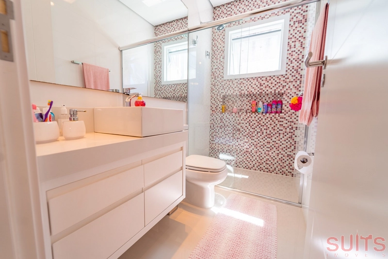 Excelente sobrado beira lago no condomínio Enseada: 62ª foto da galeria de imagens do imóvel