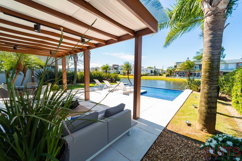 Excelente sobrado beira lago no condomínio Enseada: 6ª foto da galeria de imagens do imóvel