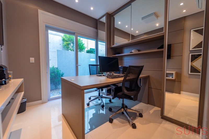 Excelente sobrado beira lago no condomínio Enseada: 74ª foto da galeria de imagens do imóvel