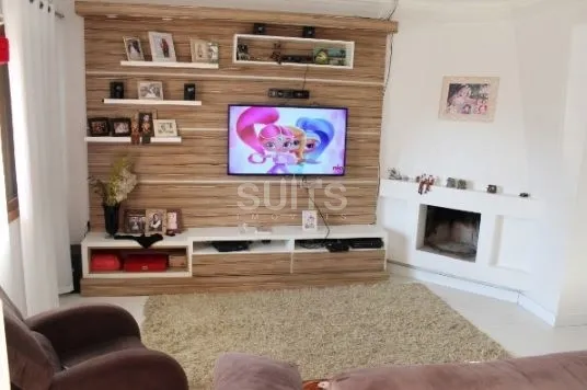 Excelente casa à venda no centro da praia de Xangri-Lá: 1ª foto da galeria de imagens do imóvel