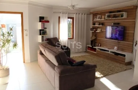 Excelente casa à venda no centro da praia de Xangri-Lá: 4ª foto da galeria de imagens do imóvel