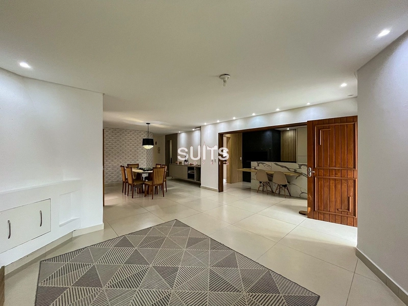 Excelente casa à venda no centro da praia de Xangri-Lá: 5ª foto da galeria de imagens do imóvel