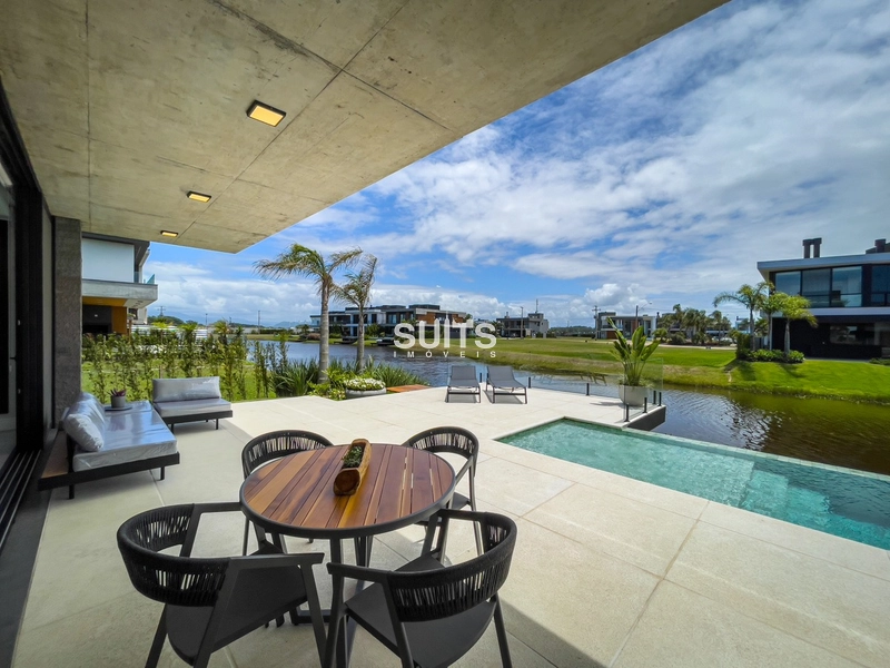 Excelente sobrado as margens do lago no condomínio Sense: 21ª foto da galeria de imagens do imóvel