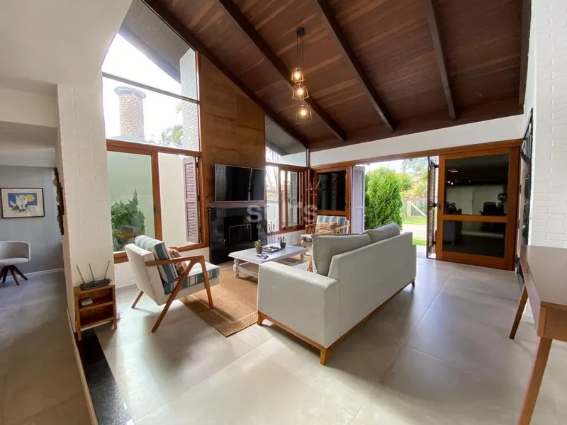 Belíssimo sobrado em Atlântida na região do Caburé: 14ª foto da galeria de imagens do imóvel