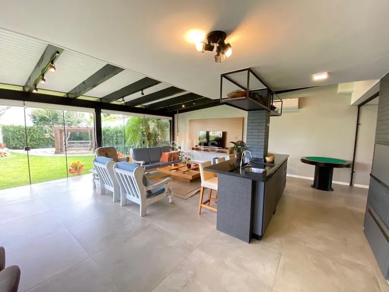 Belíssimo sobrado em Atlântida na região do Caburé: 13ª foto da galeria de imagens do imóvel