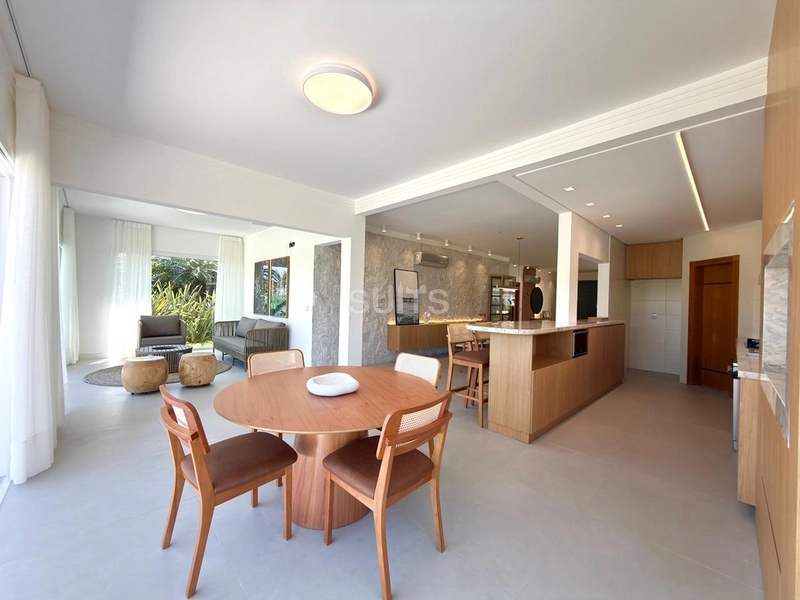 Excelente casa com fundos para área verde no condomínio Ventura: 12ª foto da galeria de imagens do imóvel