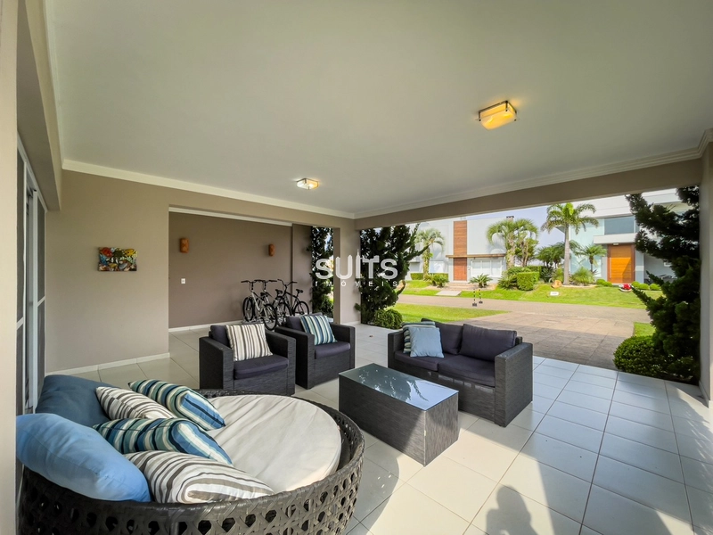 Excelente casa com fundos para área verde no condomínio Ventura: 4ª foto da galeria de imagens do imóvel