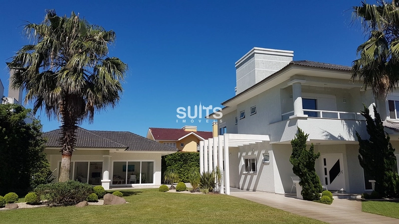 Excelente sobrado à venda no condomínio Condado de Capão: 2ª foto da galeria de imagens do imóvel