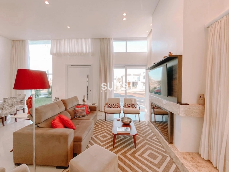 Excelente casa com uma linda área verde no Condomínio Rivieira: 4ª foto da galeria de imagens do imóvel