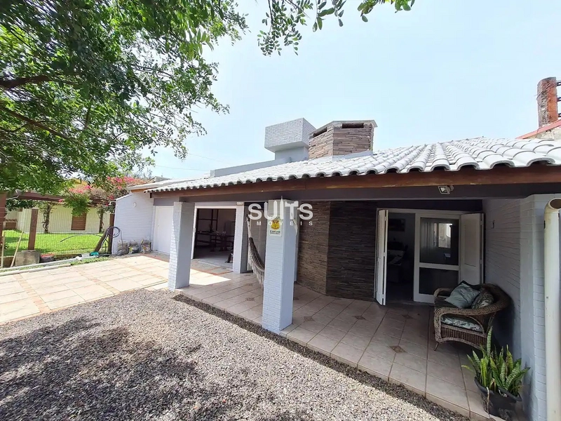 Casa à venda no centro de Xangri-lá!: 1ª foto da galeria de imagens do imóvel