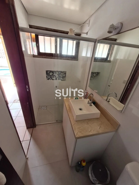 Casa à venda no centro de Xangri-lá!: 18ª foto da galeria de imagens do imóvel