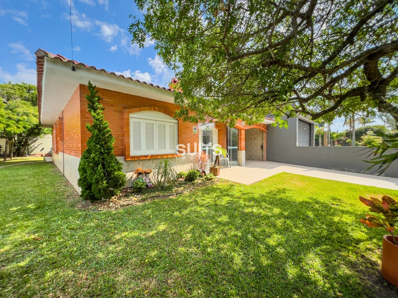 Ótima casa com 02 terrenos na praia de Mariapolis: 1ª foto da galeria de imagens do imóvel