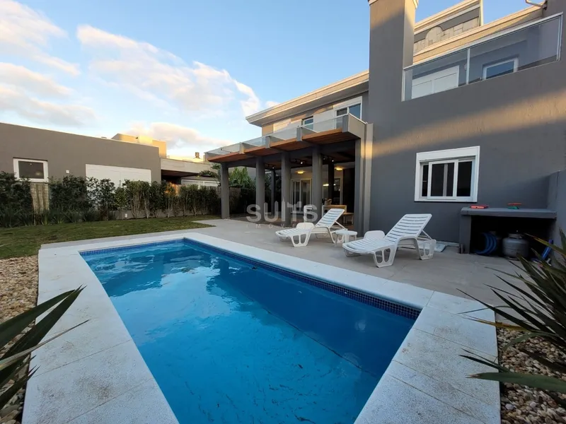 Excelente sobrado no condomínio Sea Coast: 3ª foto da galeria de imagens do imóvel