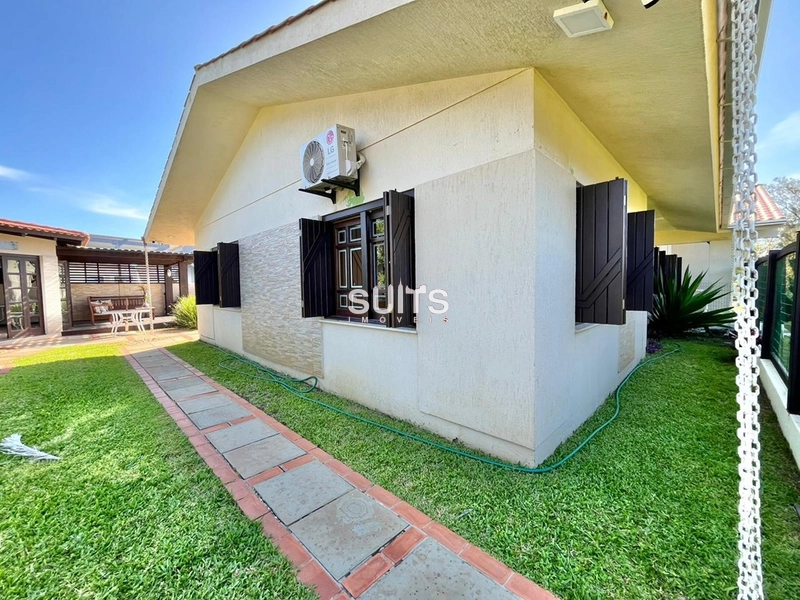 Excelente casa à venda no Centro : 2ª foto da galeria de imagens do imóvel