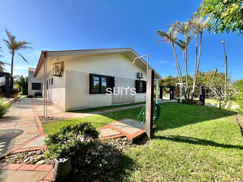 Excelente casa à venda no Centro : 3ª foto da galeria de imagens do imóvel