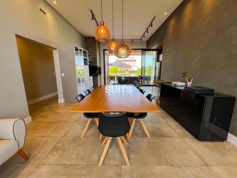 Excelente casa com fundos para área verde no condomínio Riviera: 8ª foto da galeria de imagens do imóvel