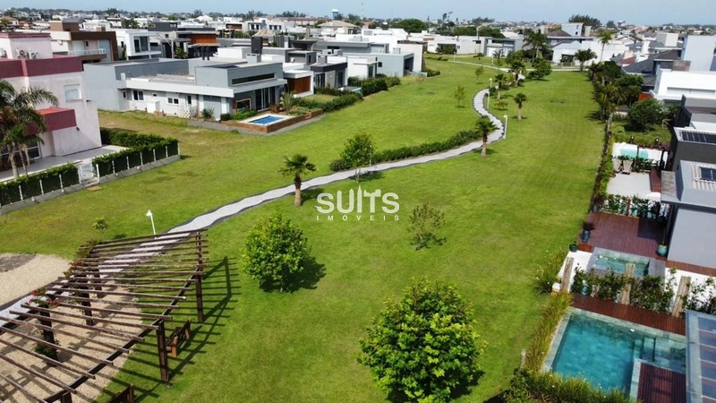 Excelente casa com fundos para área verde no condomínio Riviera: 46ª foto da galeria de imagens do imóvel