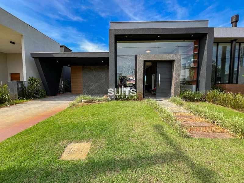 Excelente casa com fundos para área verde no condomínio Riviera: 2ª foto da galeria de imagens do imóvel