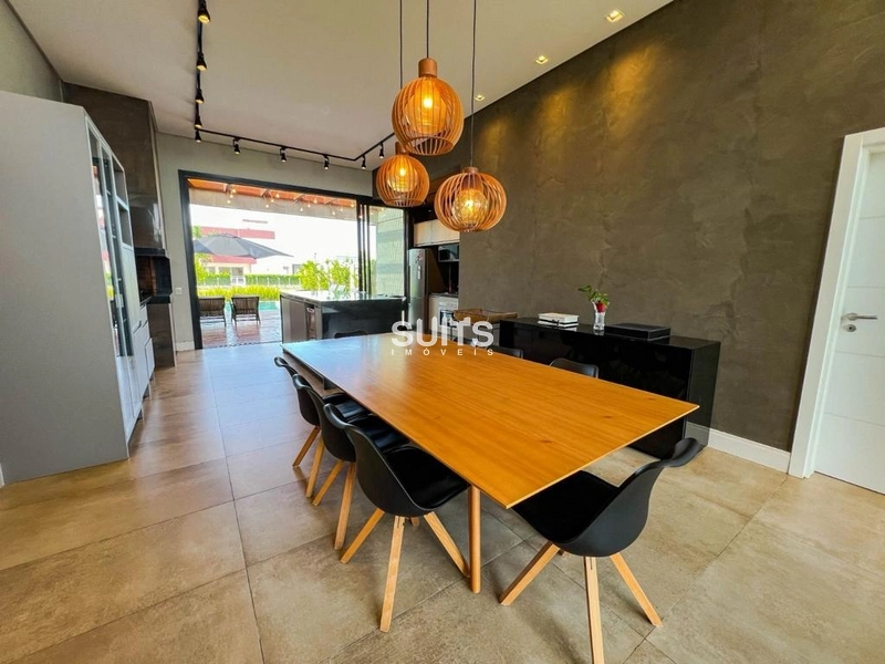 Excelente casa com fundos para área verde no condomínio Riviera: 9ª foto da galeria de imagens do imóvel