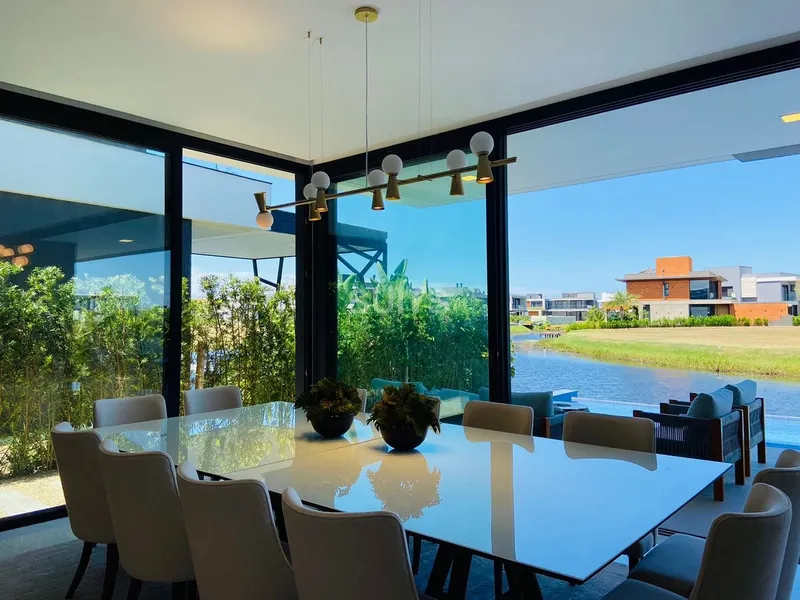 Linda casa de alto padrão no condomínio Sense: 43ª foto da galeria de imagens do imóvel