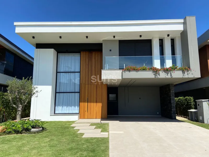 Linda casa de alto padrão no condomínio Sense: 3ª foto da galeria de imagens do imóvel