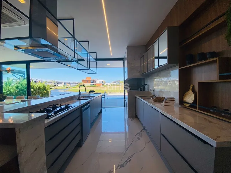 Linda casa de alto padrão no condomínio Sense: 46ª foto da galeria de imagens do imóvel