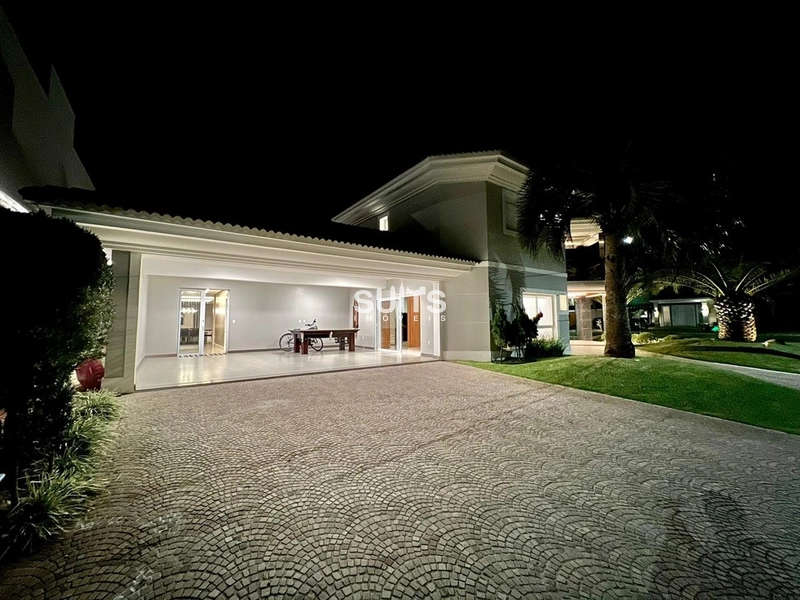 Mansão de esquina no Condomínio Condado de Capão: 27ª foto da galeria de imagens do imóvel