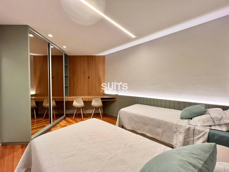 Mansão de esquina no Condomínio Condado de Capão: 10ª foto da galeria de imagens do imóvel