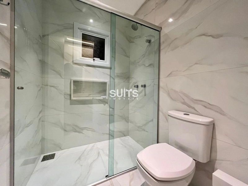 Mansão de esquina no Condomínio Condado de Capão: 26ª foto da galeria de imagens do imóvel