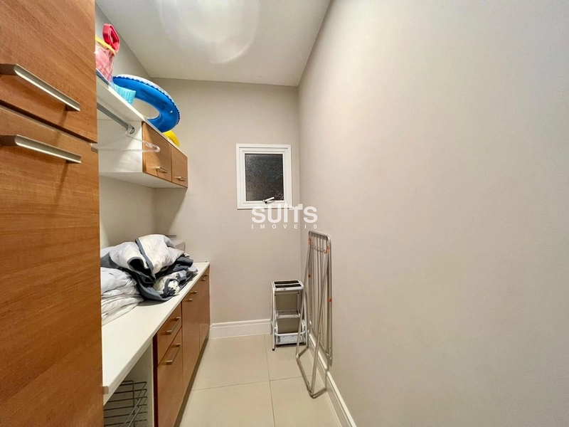 Mansão de esquina no Condomínio Condado de Capão: 24ª foto da galeria de imagens do imóvel