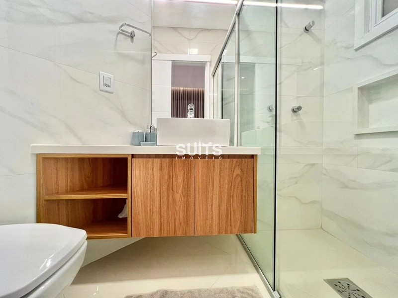 Mansão de esquina no Condomínio Condado de Capão: 29ª foto da galeria de imagens do imóvel