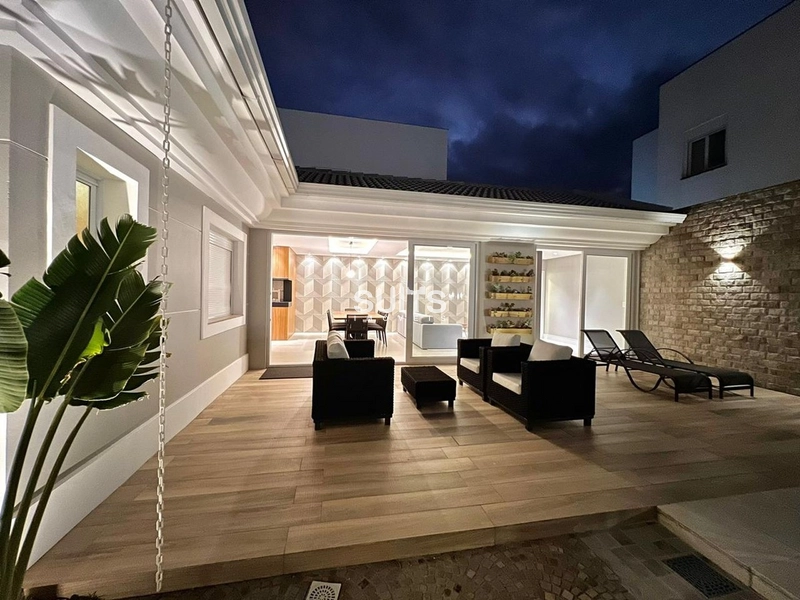 Mansão de esquina no Condomínio Condado de Capão: 6ª foto da galeria de imagens do imóvel