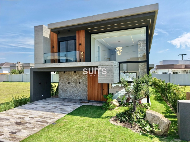 Excelente sobrado à venda no condomínio Amare em Xangri-lá: 2ª foto da galeria de imagens do imóvel