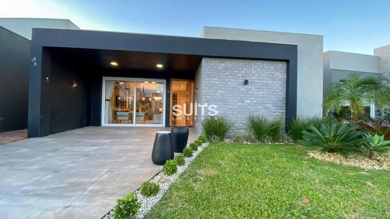 Excelente Casa no condomínio Riviera em Xangri-lá: 2ª foto da galeria de imagens do imóvel