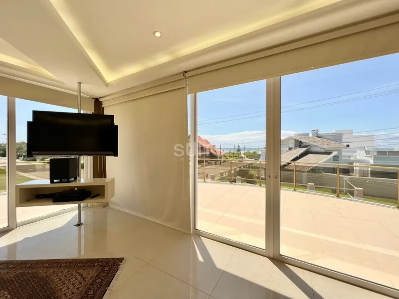 Mansão de esquina na região do Caburé em Atlântida.: 49ª foto da galeria de imagens do imóvel