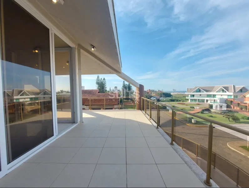 Mansão de esquina na região do Caburé em Atlântida.: 12ª foto da galeria de imagens do imóvel