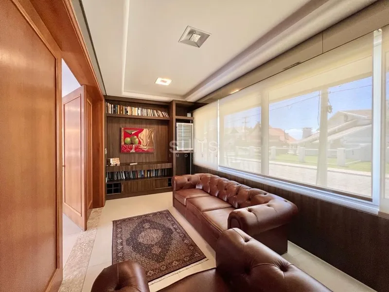 Mansão de esquina na região do Caburé em Atlântida.: 37ª foto da galeria de imagens do imóvel