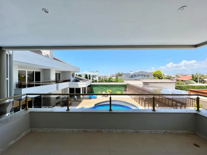 Mansão de esquina na região do Caburé em Atlântida.: 26ª foto da galeria de imagens do imóvel