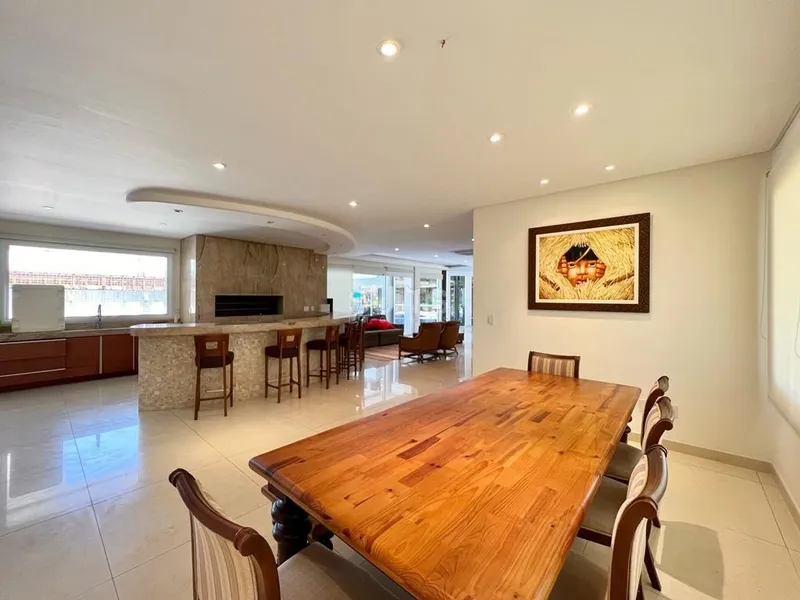 Mansão de esquina na região do Caburé em Atlântida.: 41ª foto da galeria de imagens do imóvel