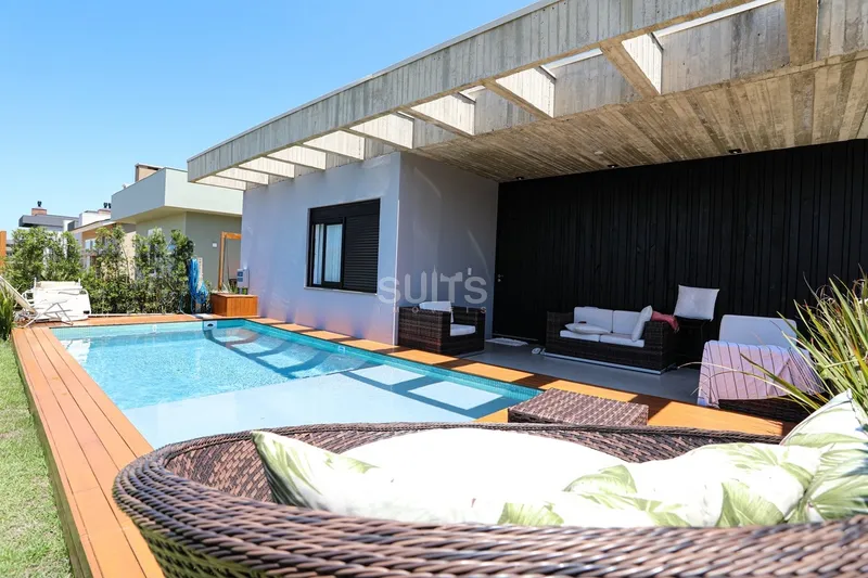 Incrível casa de esquina localizada no condomínio Riviera: 29ª foto da galeria de imagens do imóvel