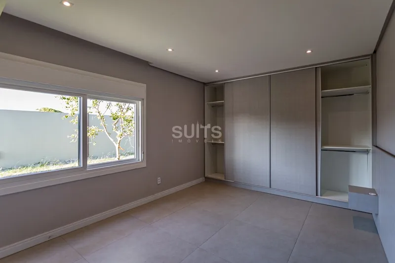 Incrível casa de esquina localizada no condomínio Riviera: 26ª foto da galeria de imagens do imóvel