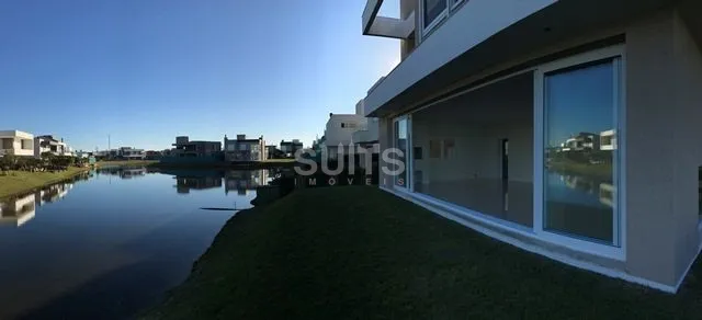 Excelente sobrado à venda no Malibu : 34ª foto da galeria de imagens do imóvel