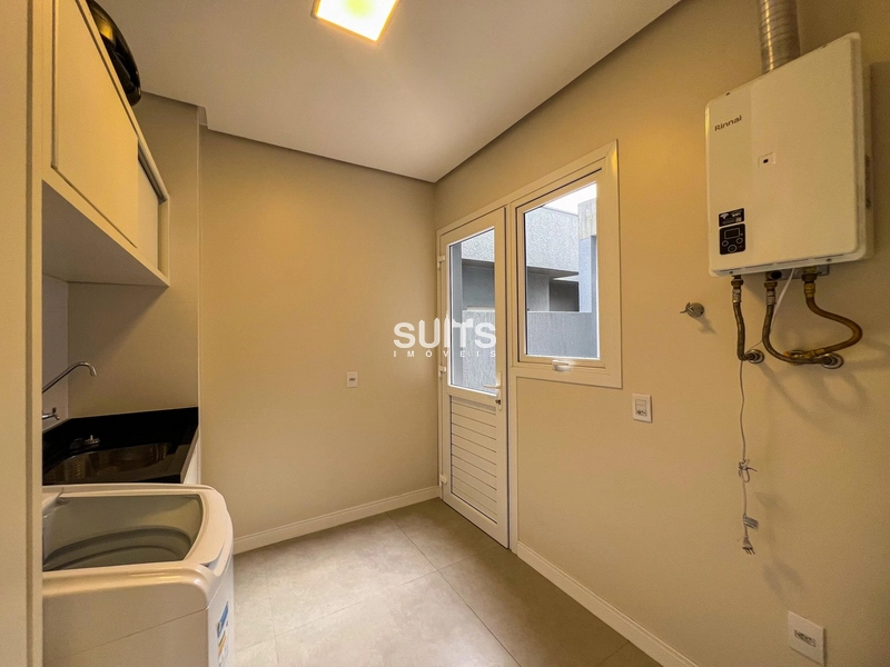 Excelente sobrado beira lago no condomínio Riviera: 20ª foto da galeria de imagens do imóvel