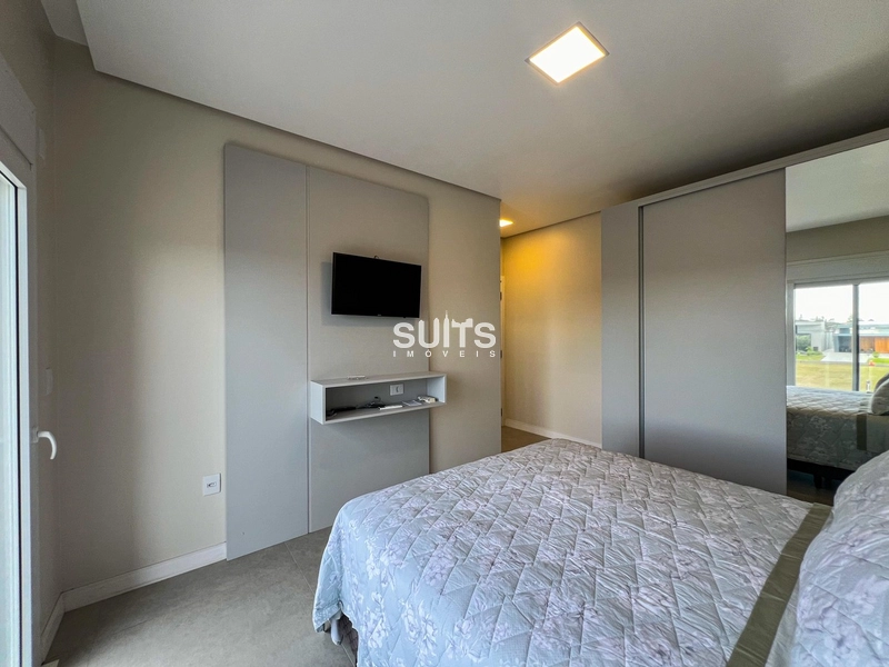 Excelente sobrado beira lago no condomínio Riviera: 32ª foto da galeria de imagens do imóvel