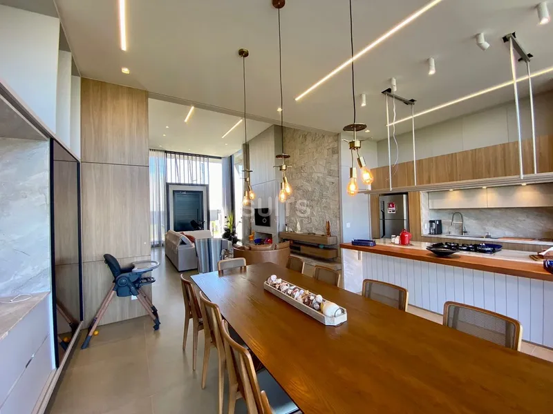 Excelente casa térrea na beira do lago no condomínio Riviera: 9ª foto da galeria de imagens do imóvel