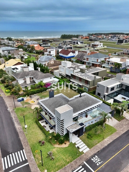 Lindíssima casa à venda no condomínio beira mar Las Dunas: 1ª foto da galeria de imagens do imóvel