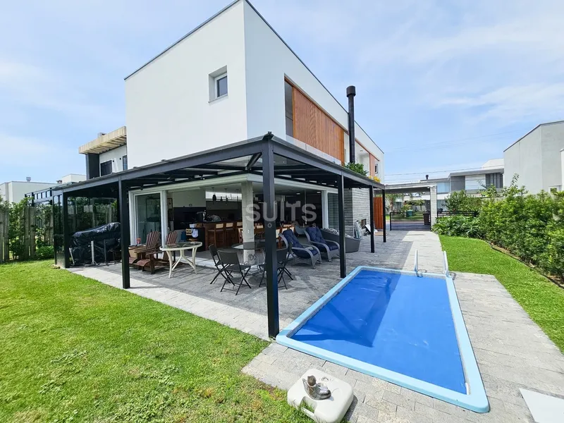 Excelente sobrado à venda no condomínio Quintas do Lago: 46ª foto da galeria de imagens do imóvel