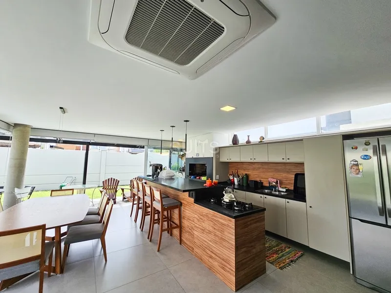 Excelente sobrado à venda no condomínio Quintas do Lago: 16ª foto da galeria de imagens do imóvel