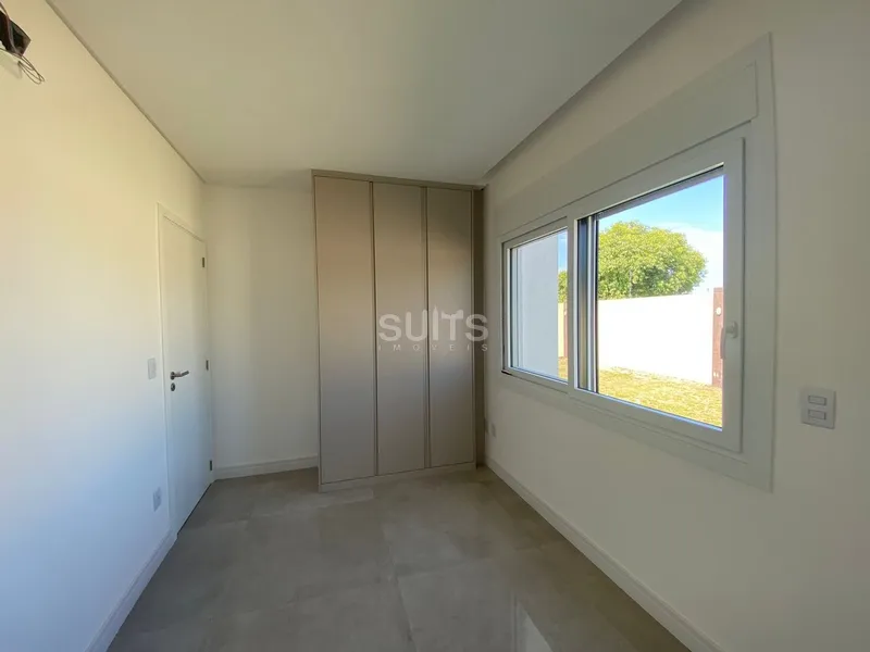 Linda casa em construção à venda no condomínio Riviera: 13ª foto da galeria de imagens do imóvel